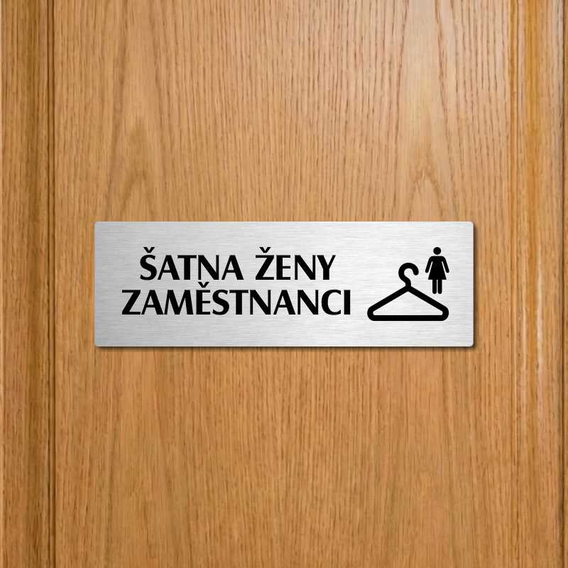 Šatna ženy zaměstnanci, 240x79mm, zlatá popiska s okrasným rámečkem  